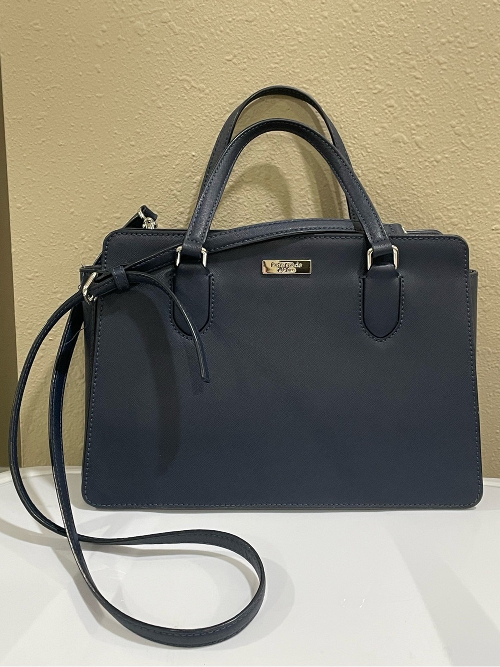 Kate Spade Laurel Way Reese Handbag Purse Damaged
